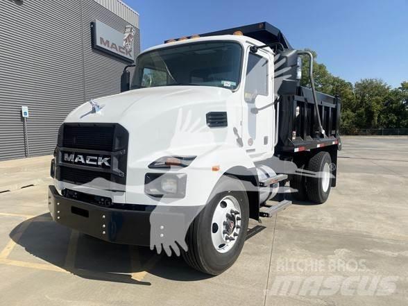 Mack MD6 Tipper trucks
