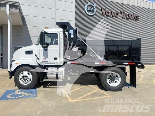 Mack MD6 Tipper trucks