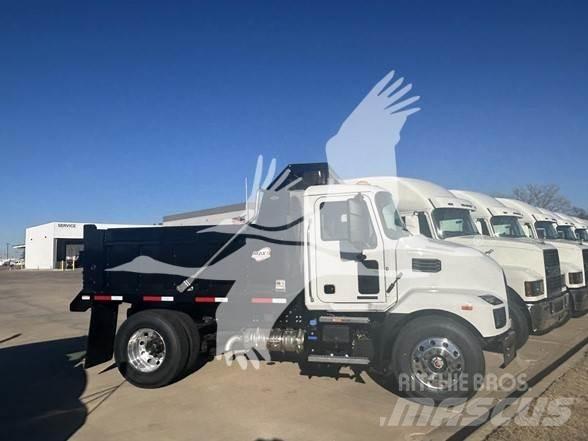 Mack MD6 Tipper trucks