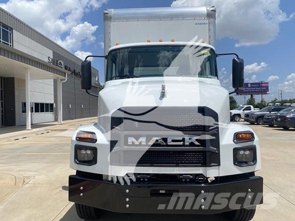 Mack MD6 Other