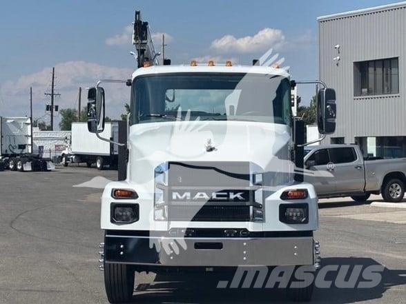 Mack MD6 Other