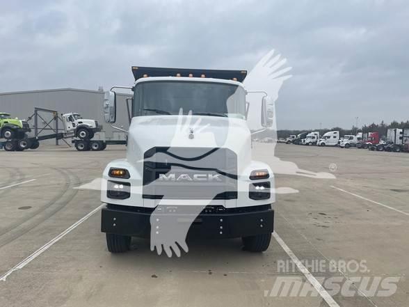 Mack MD7 Tipper trucks