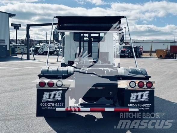Mack MD7 Other