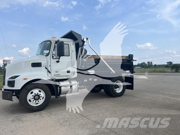 Mack MD7 Tipper trucks