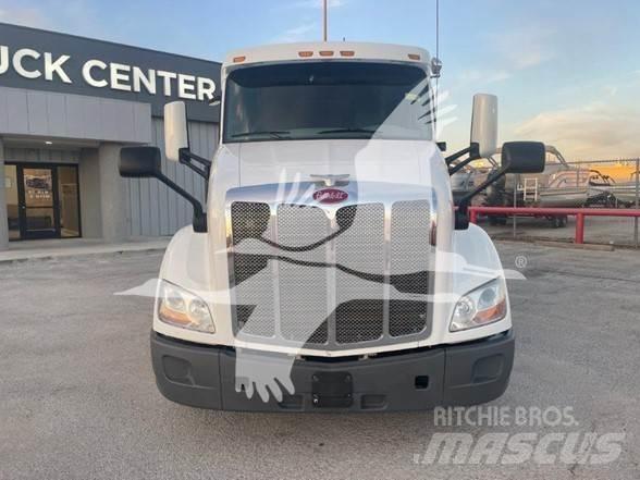 Peterbilt 579 Prime Movers
