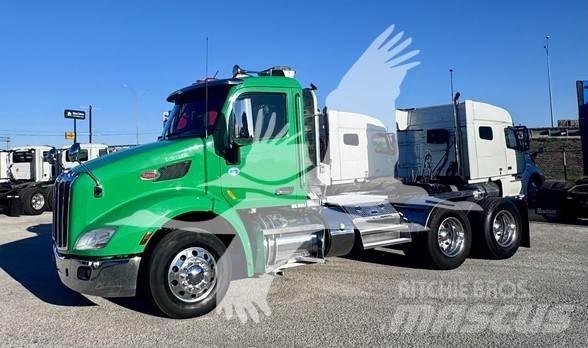 Peterbilt 579 Prime Movers