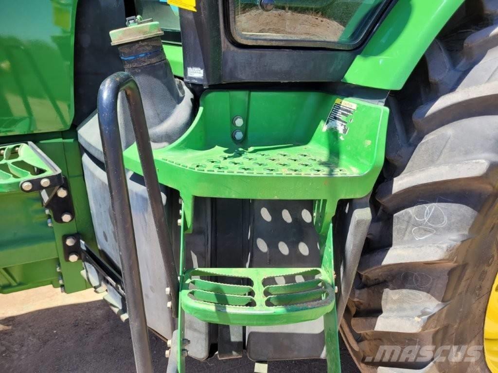 John Deere 8310 R Tractors