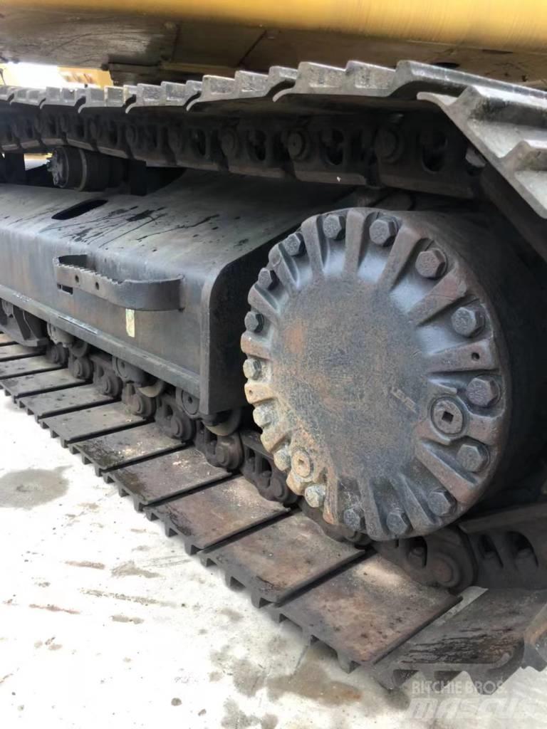 CAT 323 D Crawler excavators
