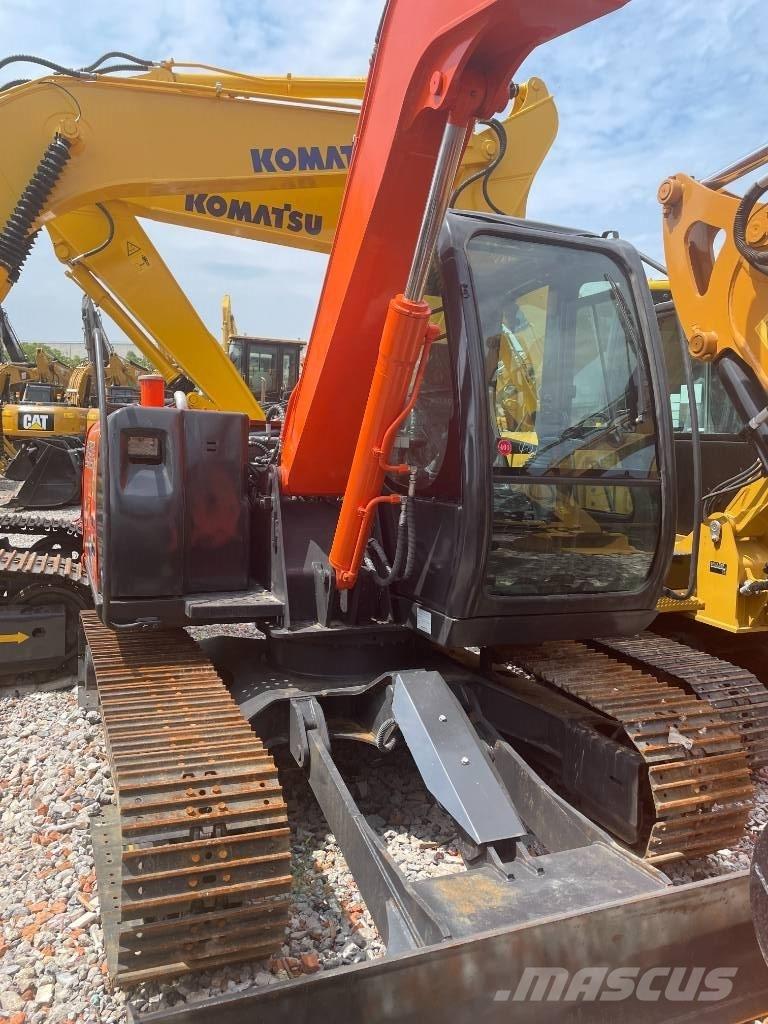 Hitachi ZX 70 Crawler excavators