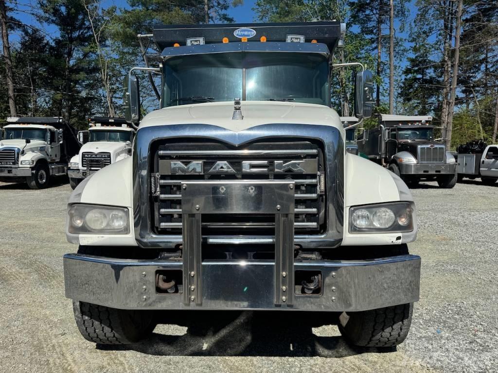 Mack GU713 Tipper trucks