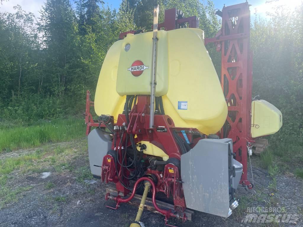 Hardi Mega 12 Mounted sprayers