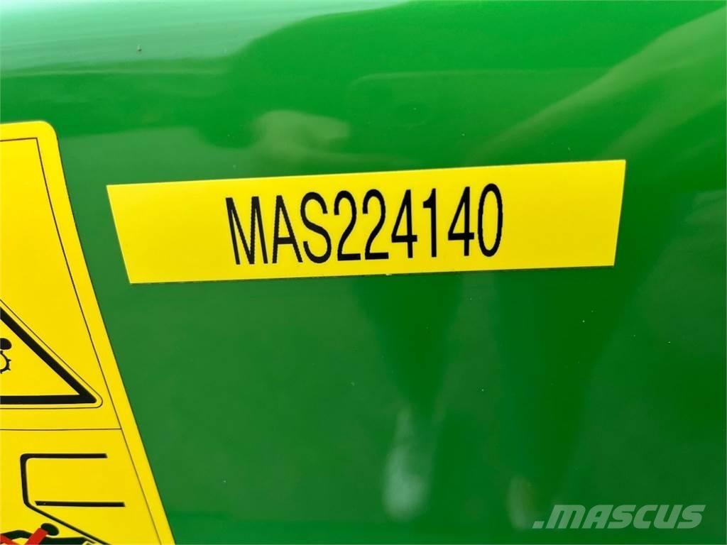 John Deere V451R Farm machinery
