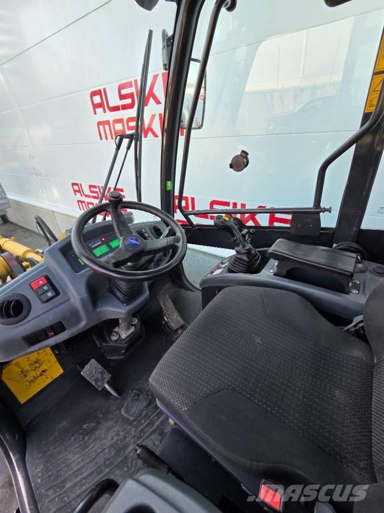 Komatsu WA 80 M Wheel loaders