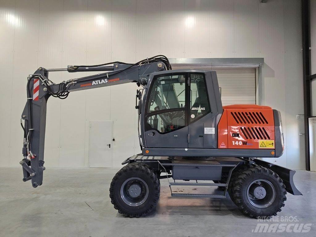 Atlas 140W Wheeled excavators