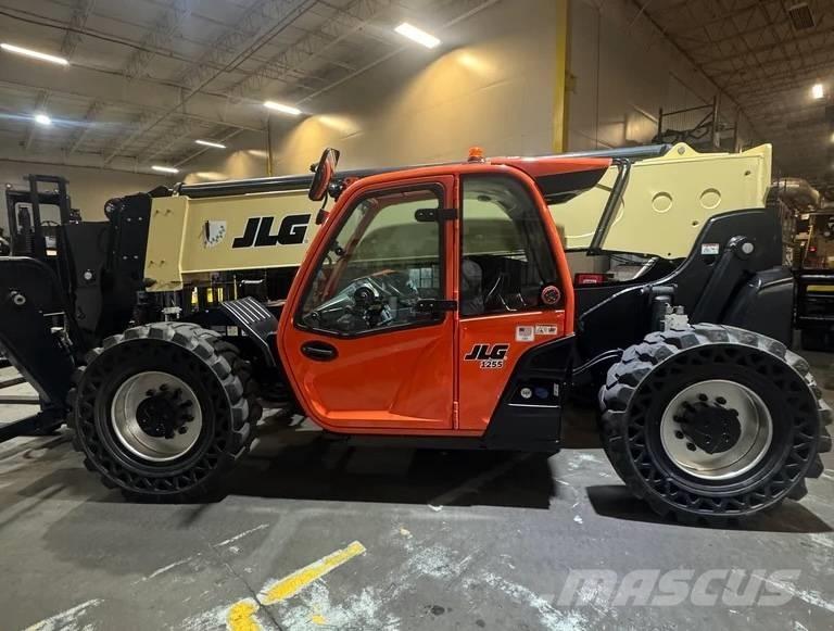JLG 1255 Telescopic handlers