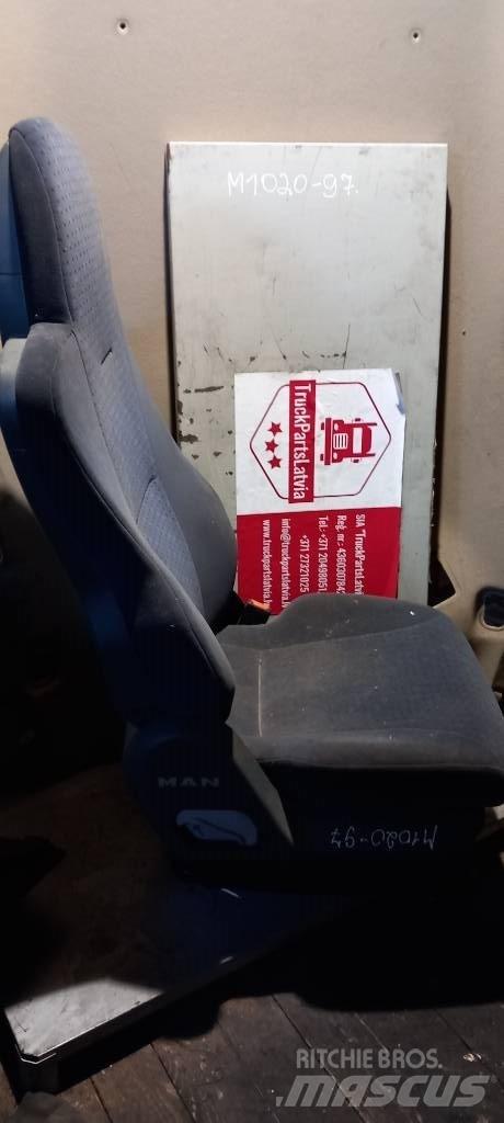 MAN TGA.    81623016946 Cabins and interior