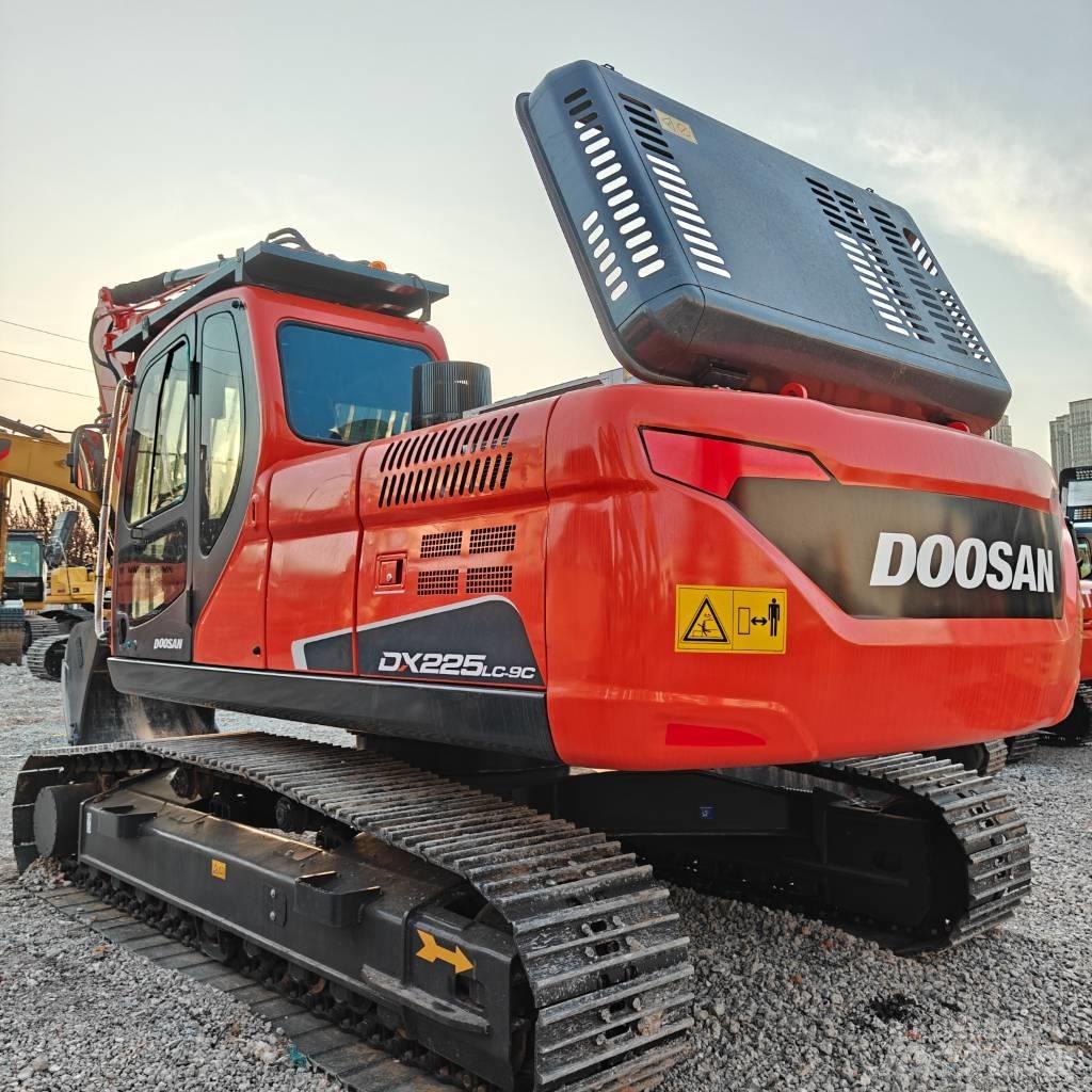 Doosan DX225LC-9C Crawler excavators
