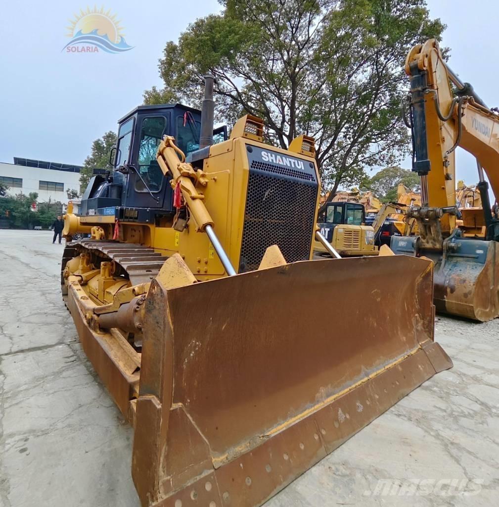 Shantui SD 22 Crawler dozers