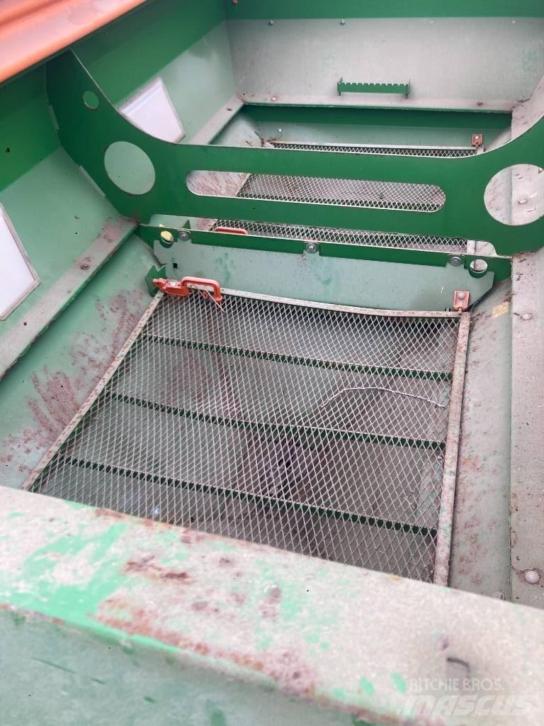 Amazone ZA-M 3000 Mineral spreaders