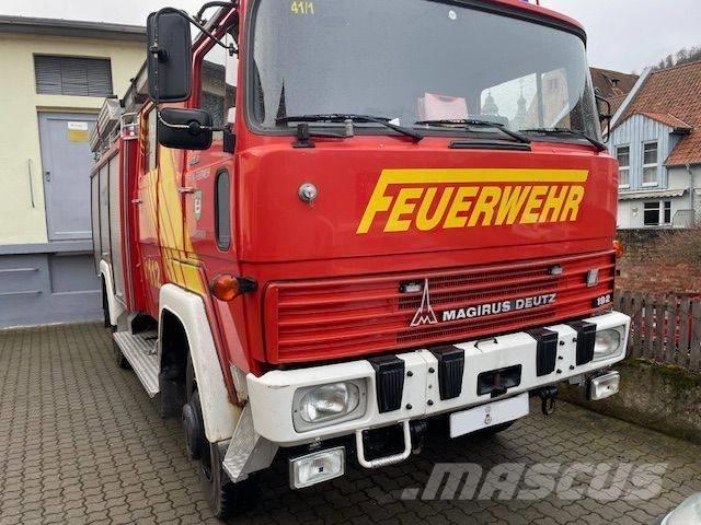 Magirus Deutz FL 16 Box trucks