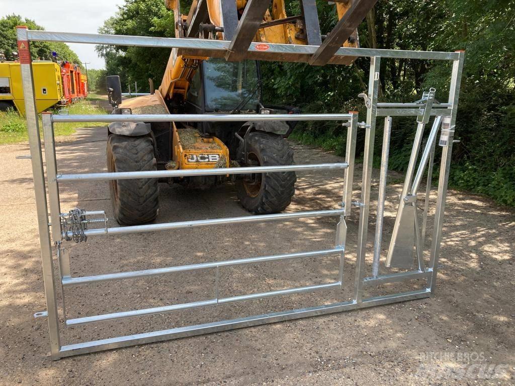  Ritchie Calving Gate Farm machinery