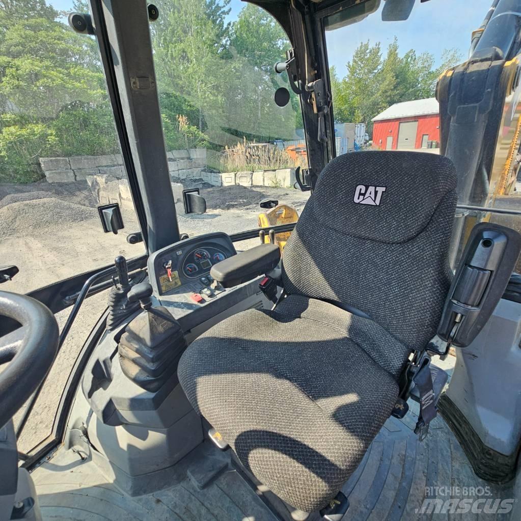 CAT 420 F Backhoe