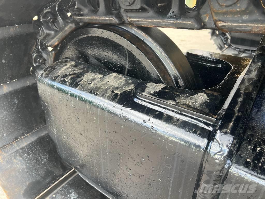 CAT 326 F L Crawler excavators