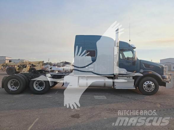Peterbilt 567 Prime Movers