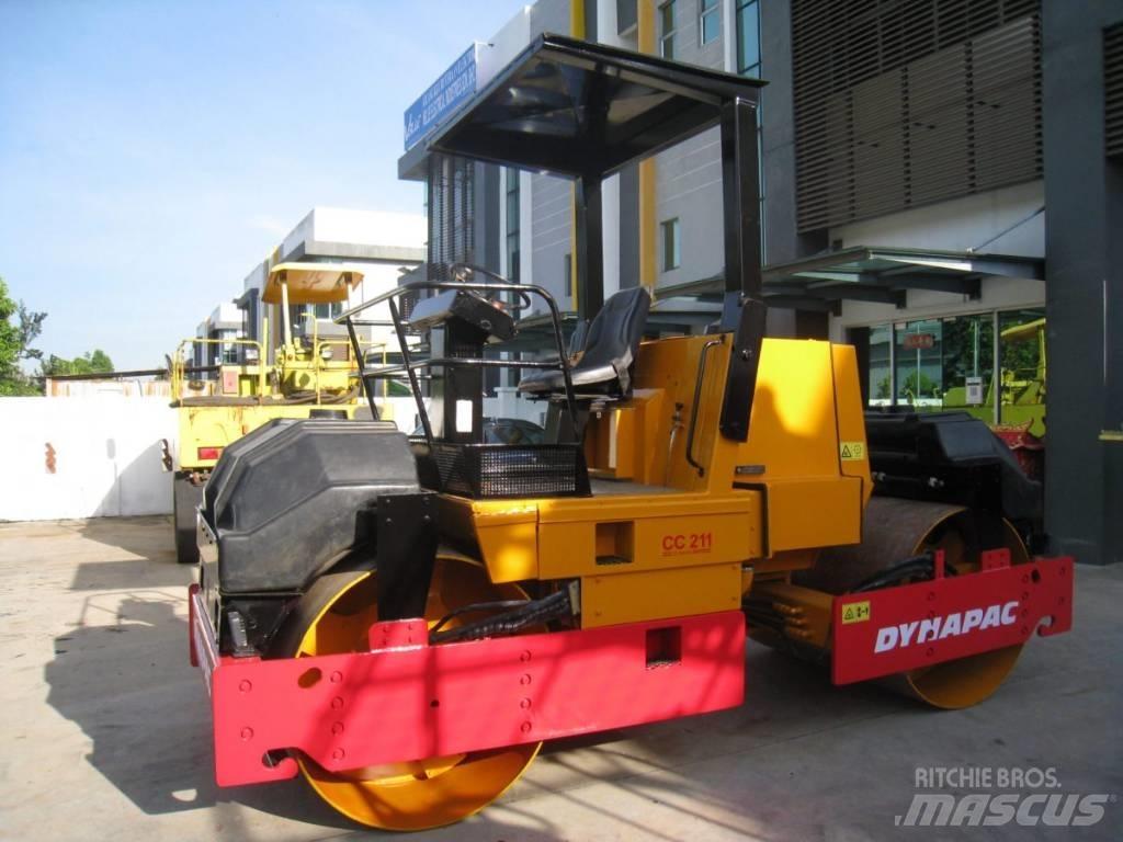 Dynapac CC 211 Twin drum rollers