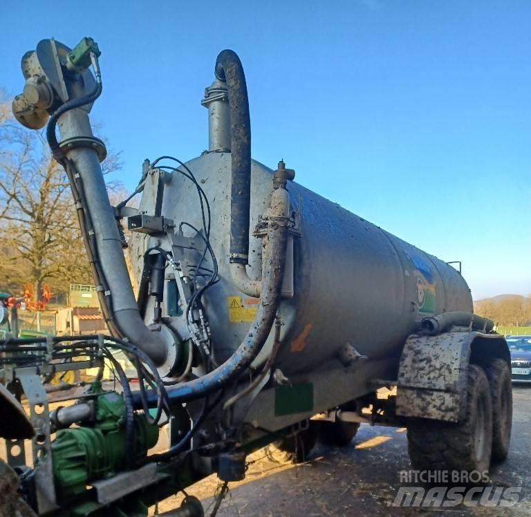 Mauguin ELBR 12500 Slurry tankers