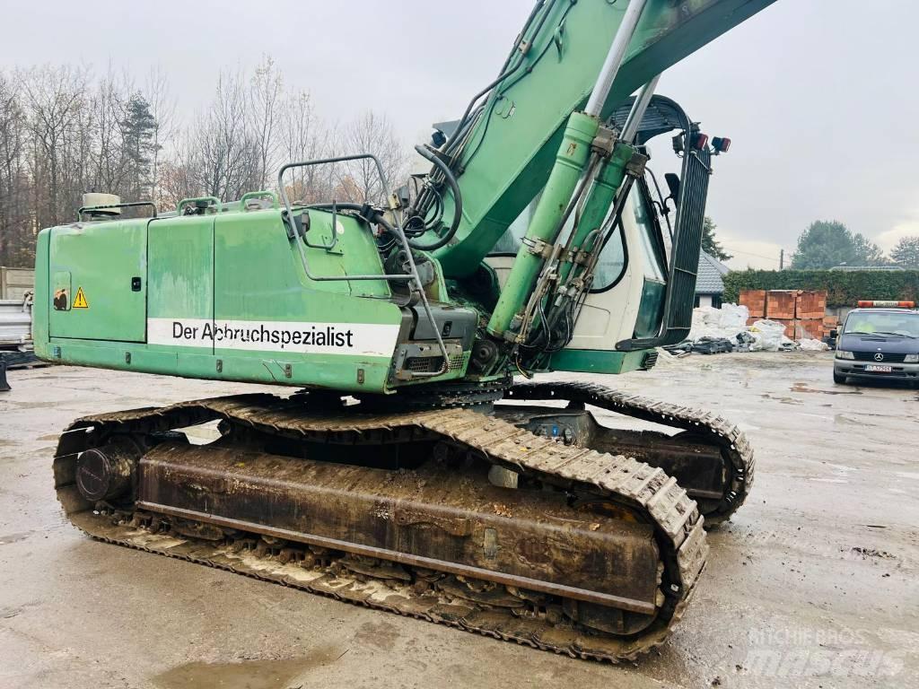 Liebherr 934 Crawler excavators