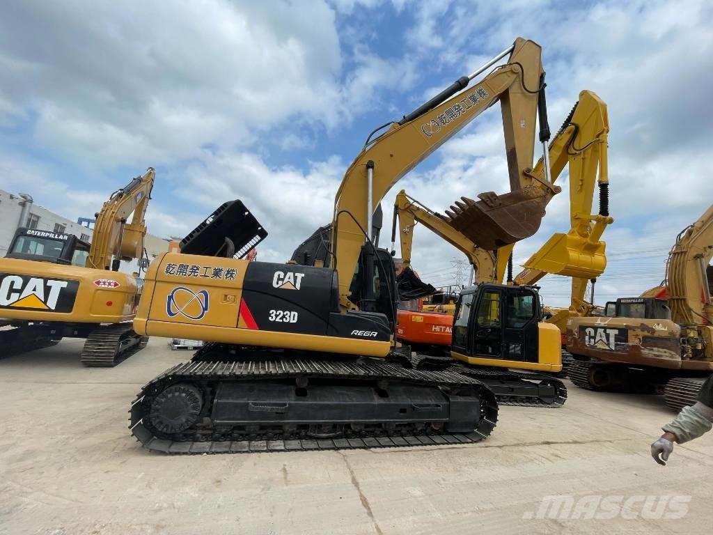 CAT 323D Crawler excavators