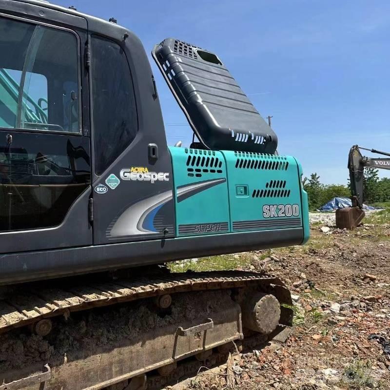 Kobelco SK 200 Crawler excavators