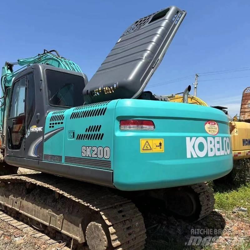 Kobelco SK 200 Crawler excavators
