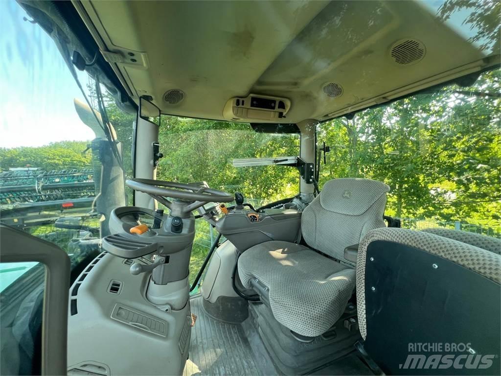 John Deere 6215 R Tractors