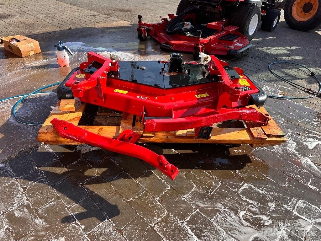 Toro 3280 Riding mowers