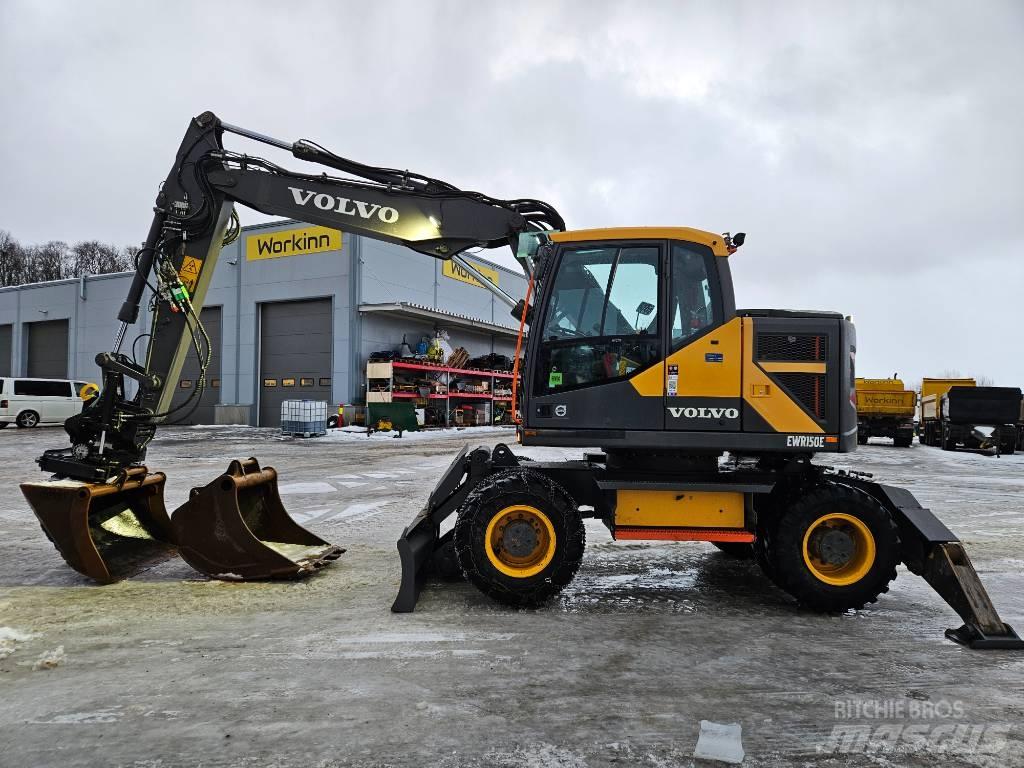 Volvo EWR 150 Wheeled excavators