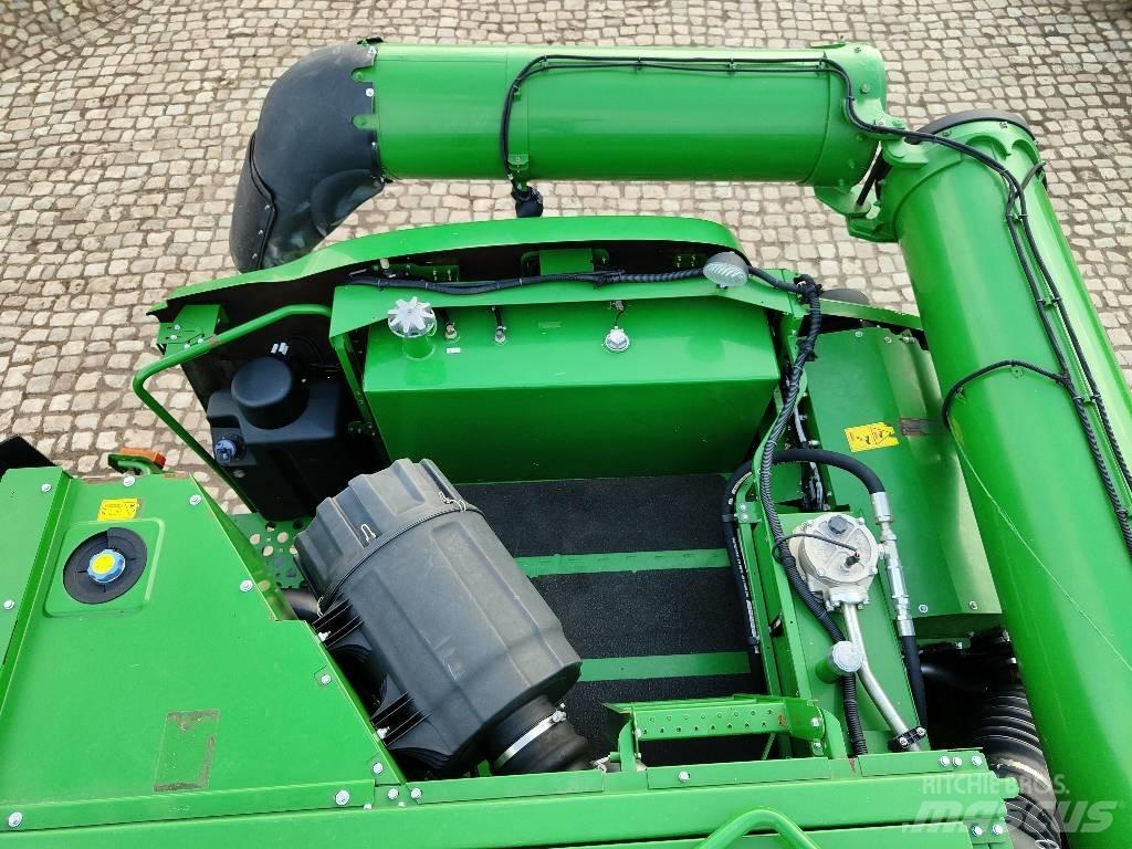 John Deere S 690 i Combine harvesters