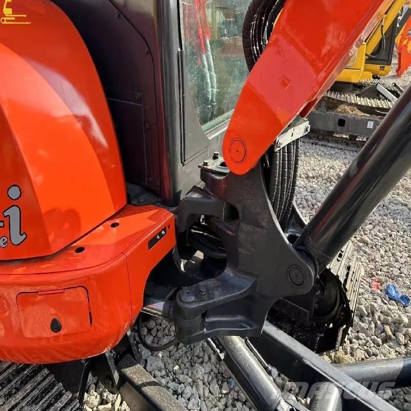 Kubota 163 Crawler excavators