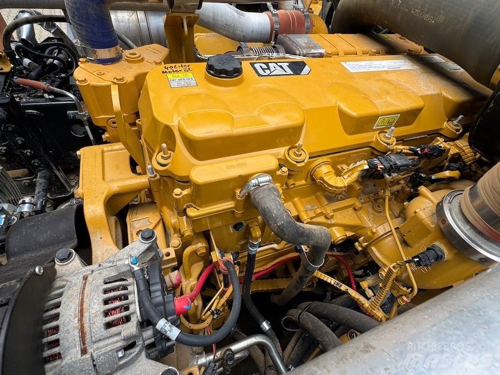 CAT 730 Articulated Haulers