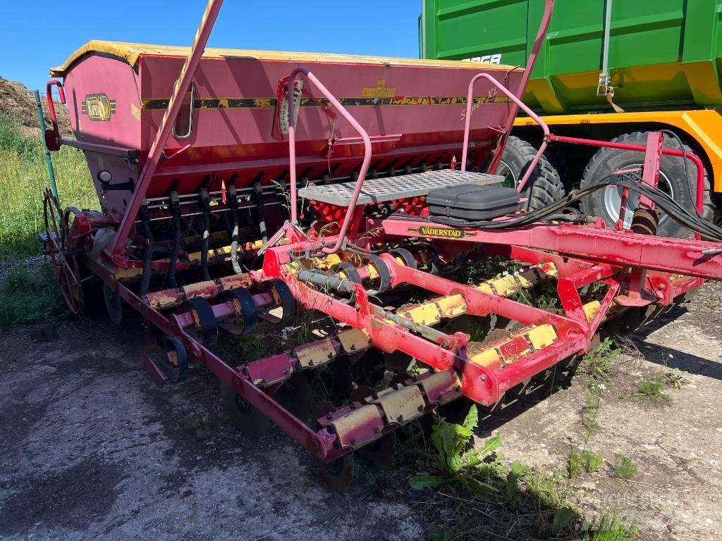 Väderstad Rapid400C Combination drills