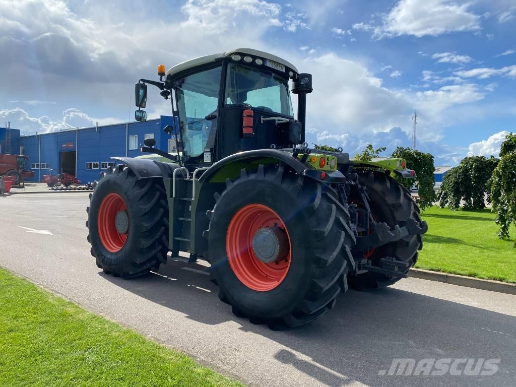 CLAAS Xerion 3800 Tractors
