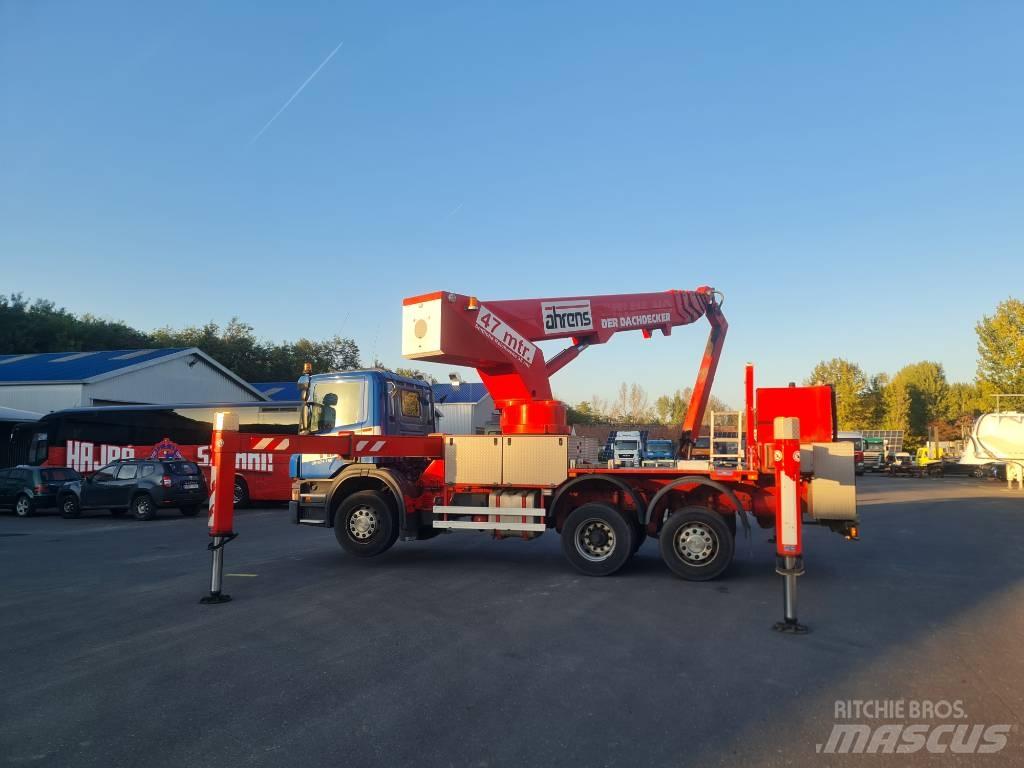 Scania P 380 Truck mounted platforms