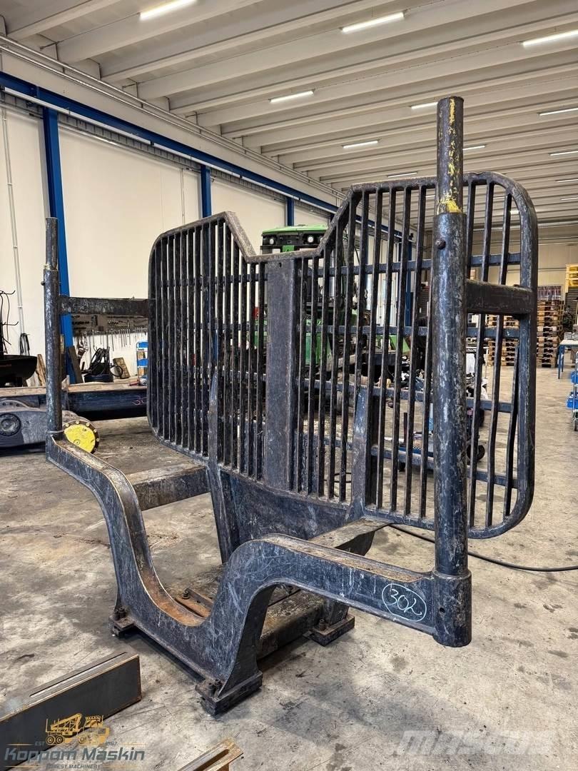 John Deere 1210E Other components
