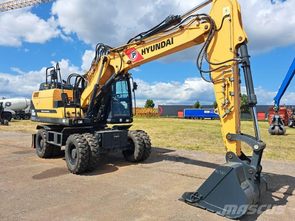 Hyundai HW 140 Wheeled excavators