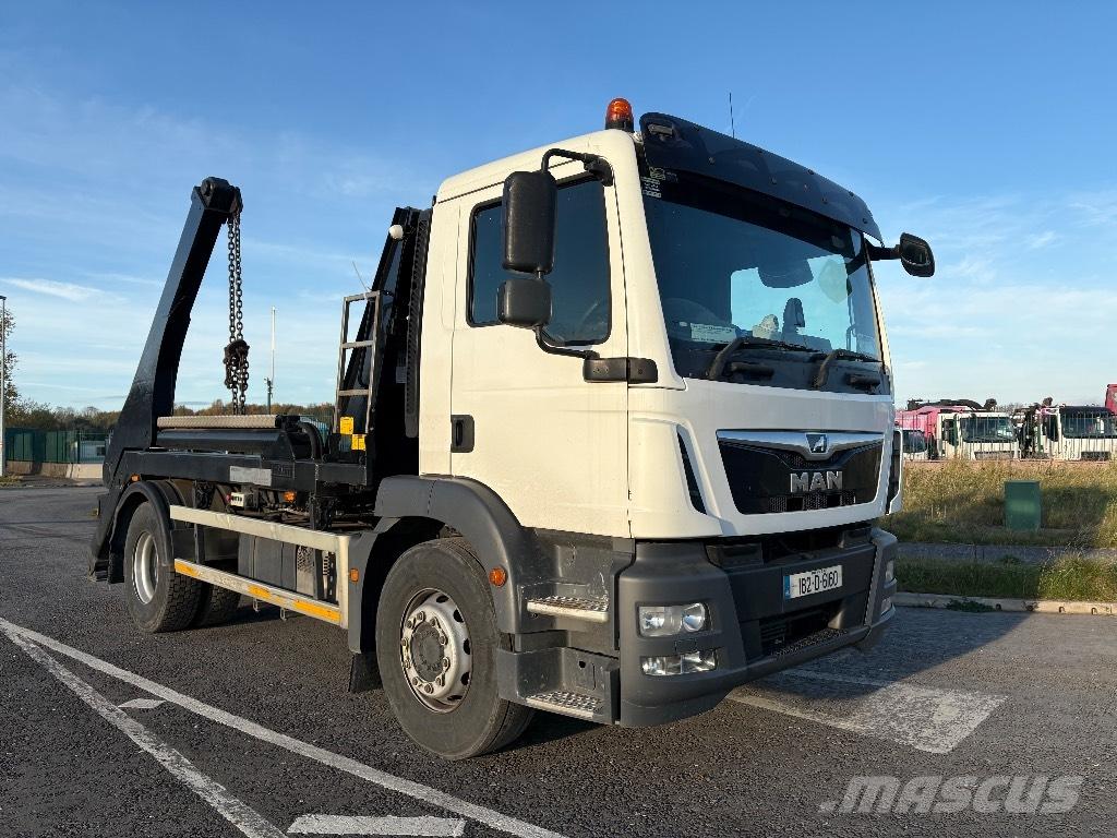 MAN TGM 18.250 Skip bin truck