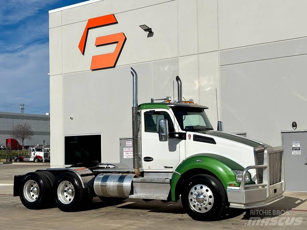 Kenworth T880 Prime Movers