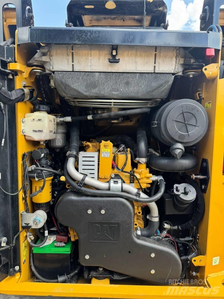CAT 259D3 Skid steer loaders