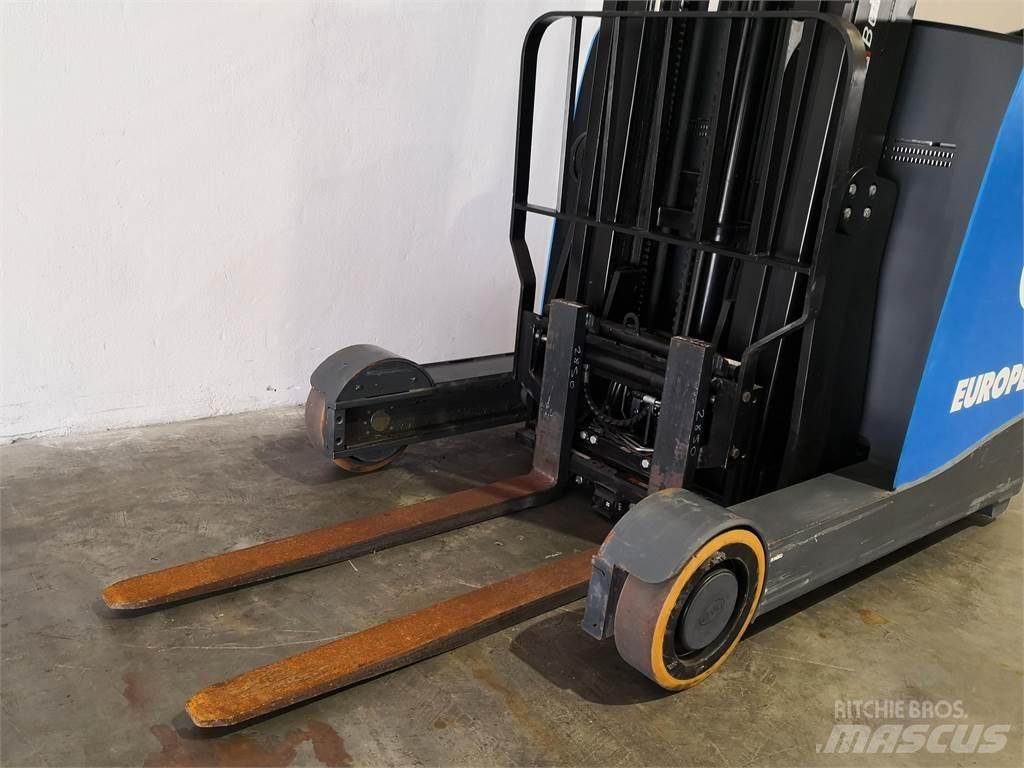  RTR16 Reach truck