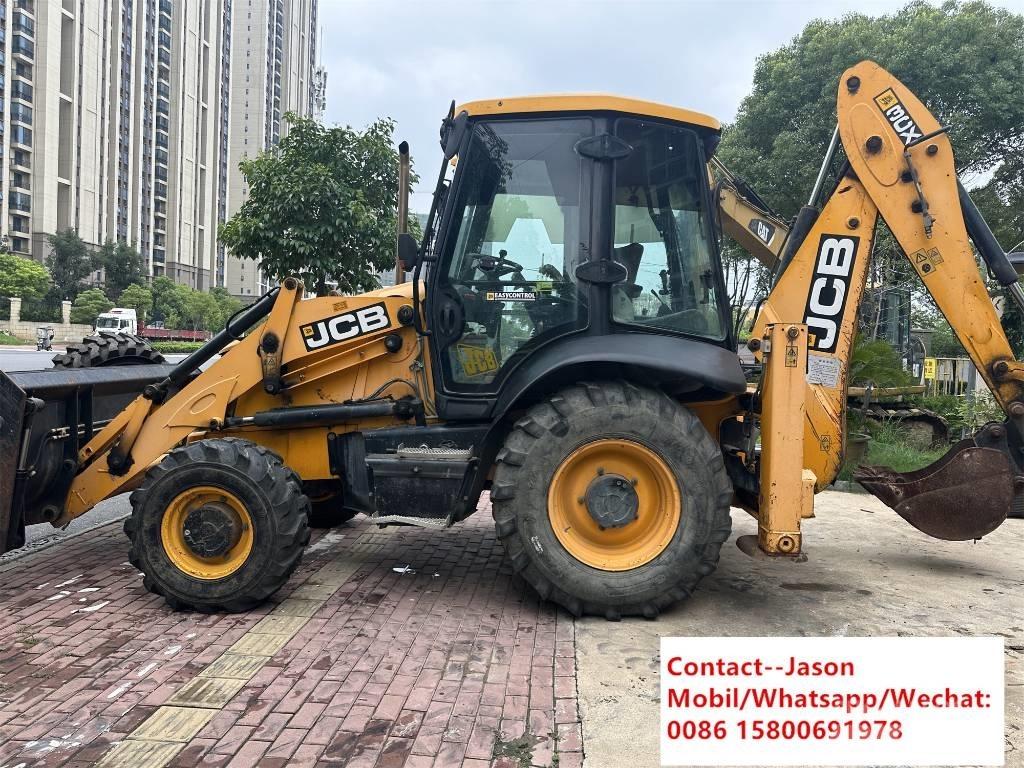 JCB 3 CX 4 T Backhoe